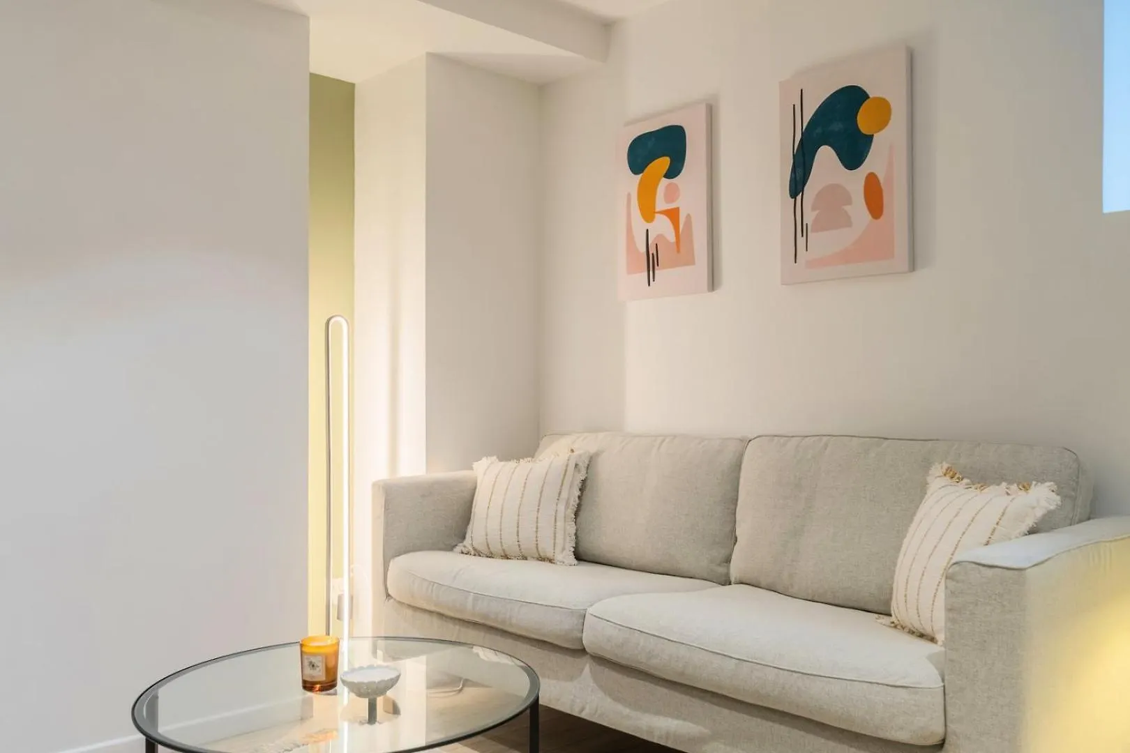 Atypical In Semi-Basement In The Heart Of Lille Apartment